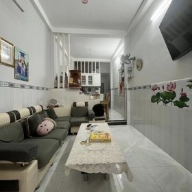 NHÀ BÁN 2 MẶT TIỀN HẺM NGAY TRUNG TÂM PHƯỜNG THỦ ĐỨC - SÁT CHỢ THỦ ĐỨC